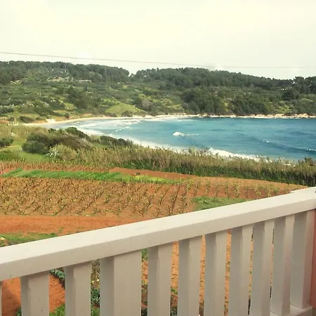 Sandy Bay Lumbarda